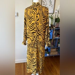 Beautiful Midi Dress. Size S.